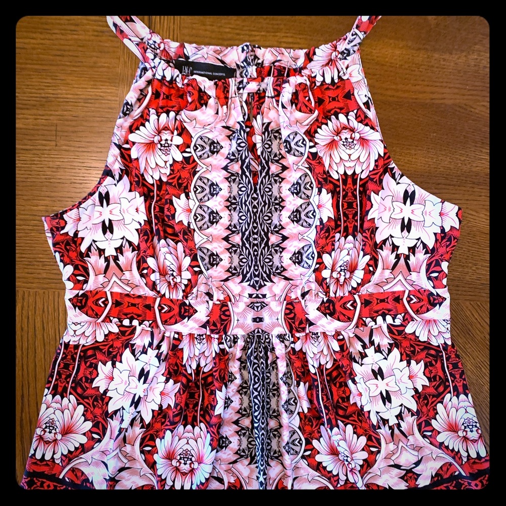 💐3/$10💐 INC halter top w empire waist